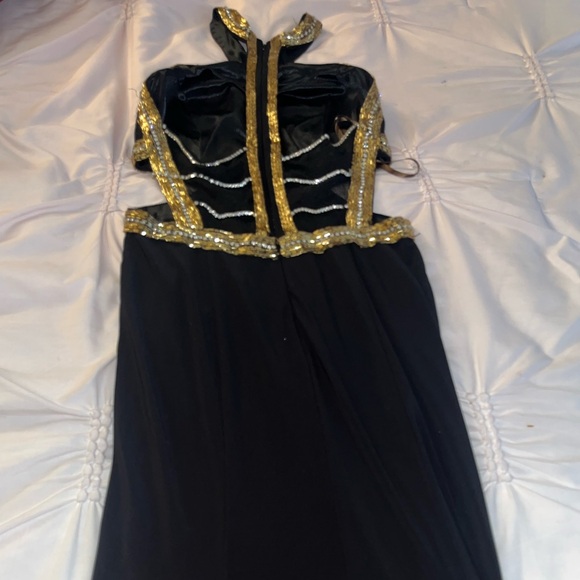 Maxi Dress by Camille La Vie - Picture 5 of 6